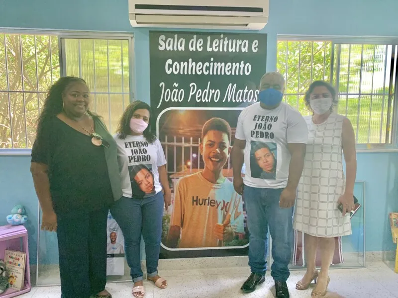 Imagem ilustrativa da imagem Vítima da violência em SG, João Pedro dá nome à sala de leitura inaugurada hoje (30)
