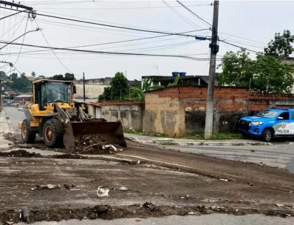 Imagem ilustrativa da imagem PM retira barricadas em ruas de São Gonçalo