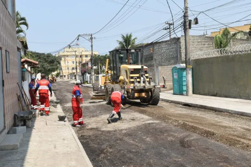 Via está recebendo obras 