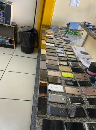 Alguns aparelhos são produtos de roubo