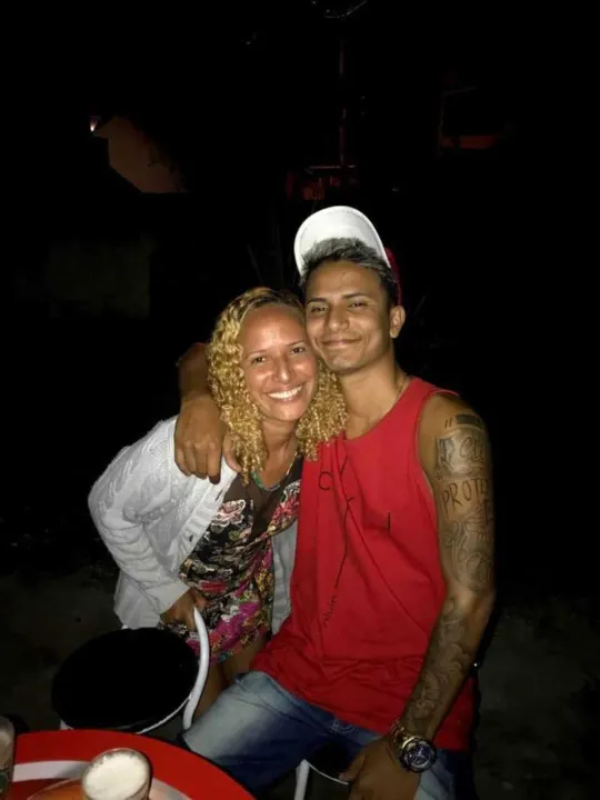 Atencioso e amoroso com a família, Paulo matou a mãe e ainda não sabe o que fez