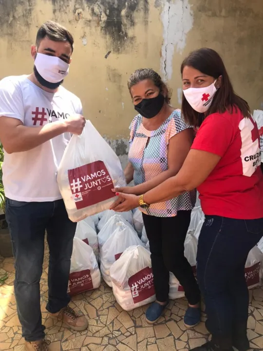 Imagem ilustrativa da imagem Cruz Vermelha em São Gonçalo já entregou mais de seis toneladas de alimentos para população carente