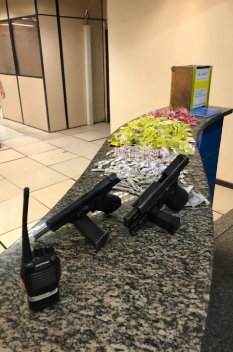 Policiais do 7º BPM (Alcântara) capturou três suspeitos no Jardim Catarina