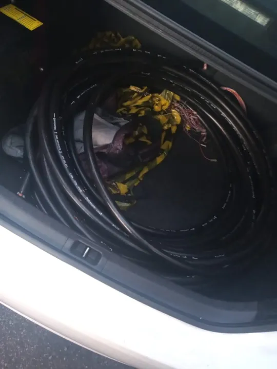 Imagem ilustrativa da imagem Homem é preso acusado de furto de fio de telefone na Zona Sul de Niterói