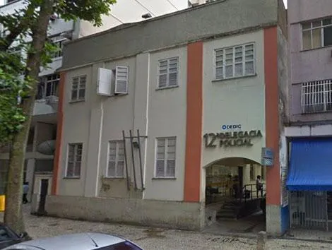 Homem é preso acusado de extorquir vítima usando aplicativo de relacionamento
