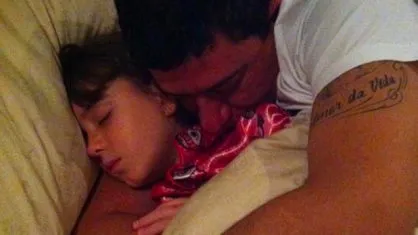 Alissa Veiga, filha mais velha de Tom Veiga, perdeu o pai no dia do seu aniversário de 15 anos