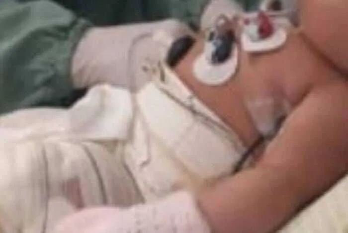 A bebê ficou 10 dias internada, mas não resistiu
