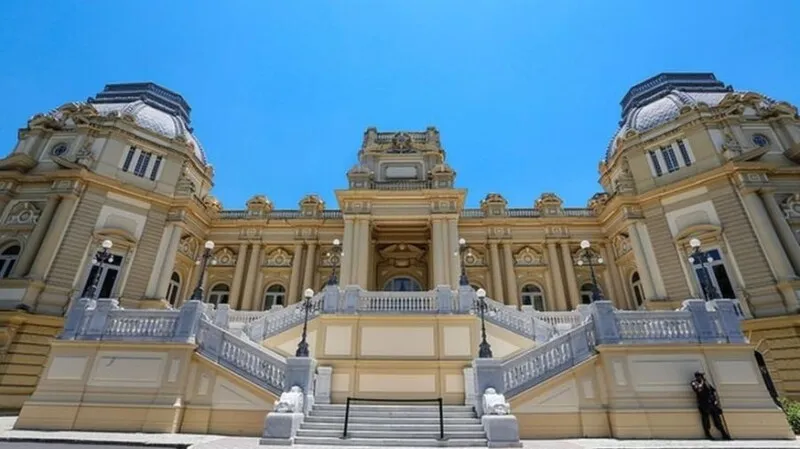 Imagem ilustrativa da imagem Família real perde ação no STF, que decide que Palácio Guanabara é patrimônio público