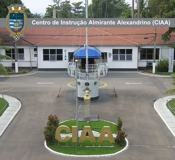 Marinheiros temem proliferação da Covid-19 no CIAA