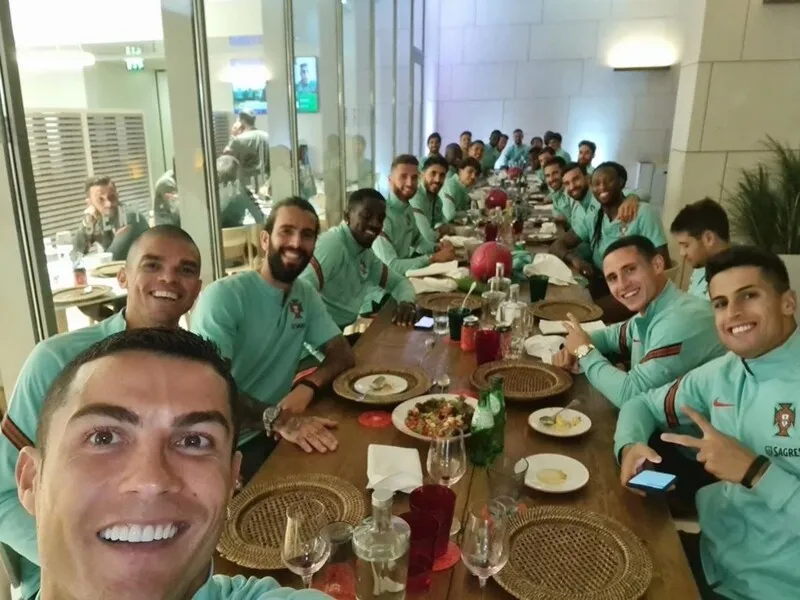 Jogador postou foto com a seleção antes de realizar o teste