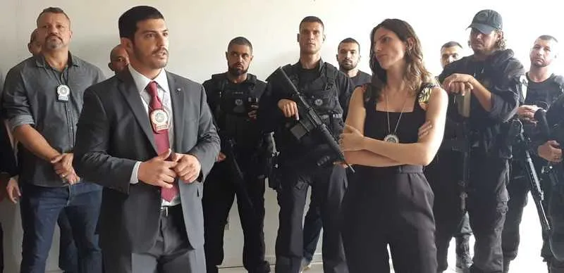 Ele deixa o cargo após concluir as investigações,  iniciadas pela delegada Bárbara Lomba