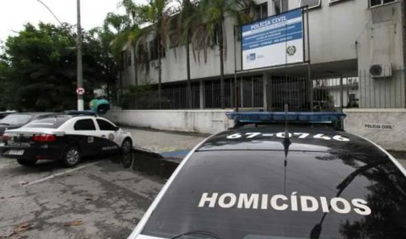 A Divisão de Homicídios de Niterói, Itaboraí e São Gonçalo (DHNISG) investiga o caso