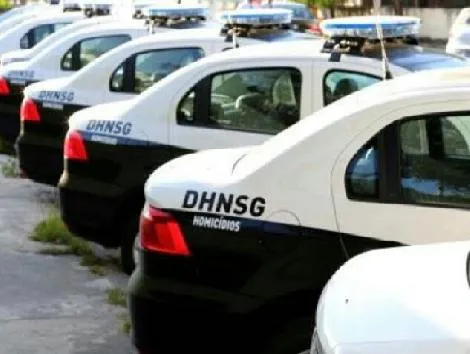 Os agentes da  Divisão de Homicídios de Niterói, Itaboraí e São Gonçalo vão realizar a perícia no local 