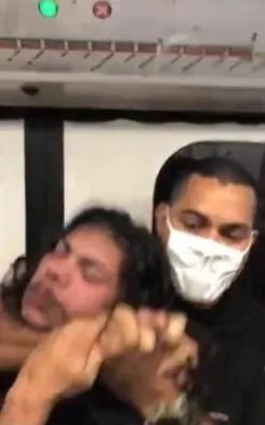 O artista é conhecido como Japonay MC