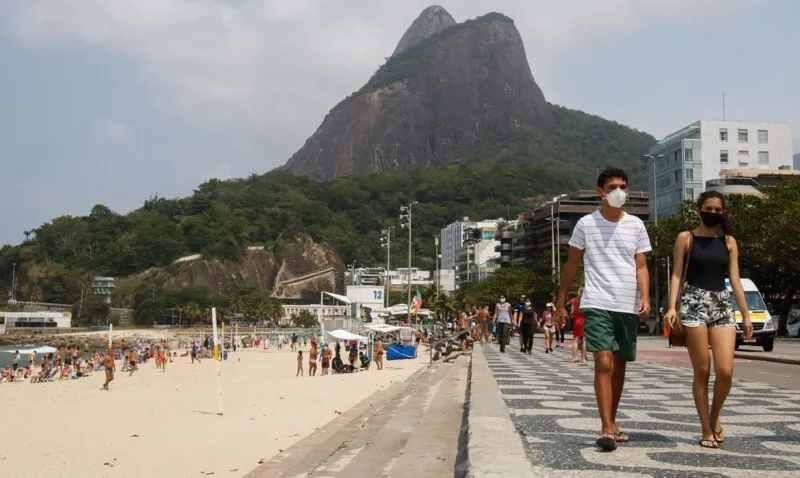 Imagem ilustrativa da imagem Estado do Rio se mantém estável no Mapa de Risco de Covid-19