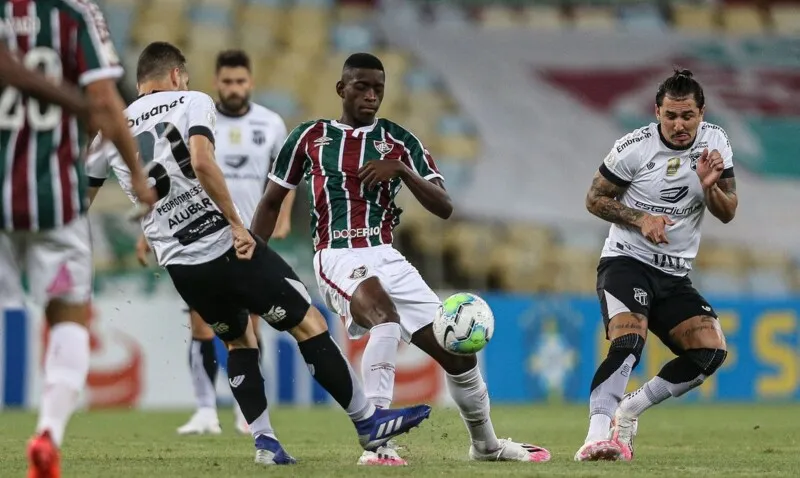 o garoto Luiz Henrique fez o primeiro gol do Flu
