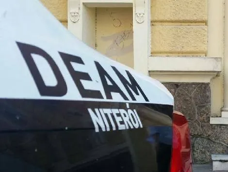 O acusado foi levado para a Delegacia de Atendimento à Mulher