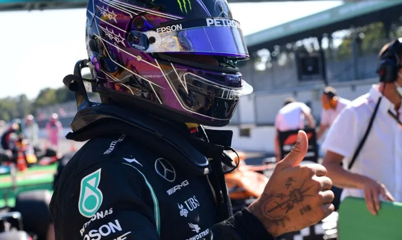 O piloto da Mercedes quebrou o recorde da pista de Monza