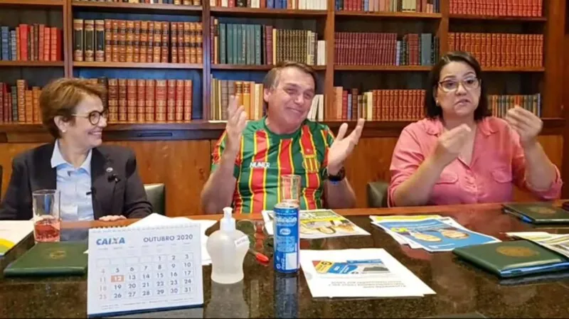 Bolsonaro voltou a atacar Doria e a vacina CoronaVac