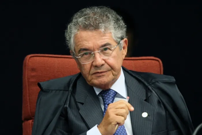 O ministro encontra-se “em bom condicionamento físico”, segundo boletim médico