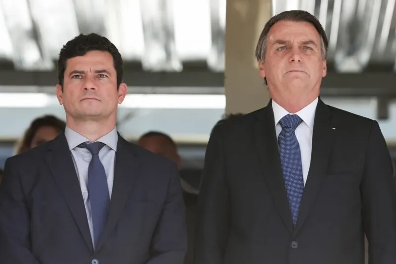 Moro acusa Bolsonaro de tentar interferir na PF 