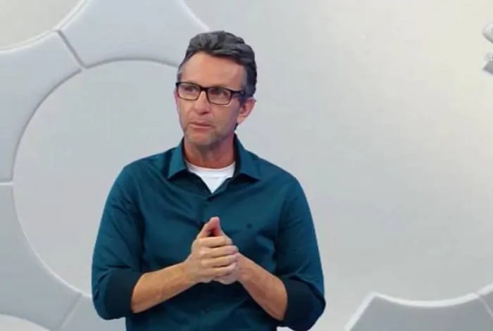 O apresentador anunciou que estava com Covid no último dia 30