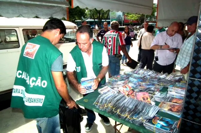 A partir desta terça-feira (01/09), equipes da Guarda Municipal e da Subsecretaria de Posturas fiscalizarão o cumprimento das normas pelos camelôs