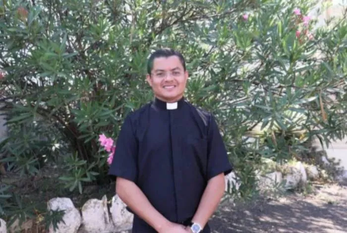 O padre foi morto na última terça-feira (13)