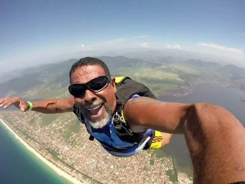 Paraquedista tinha mais de 20 anos de experiência