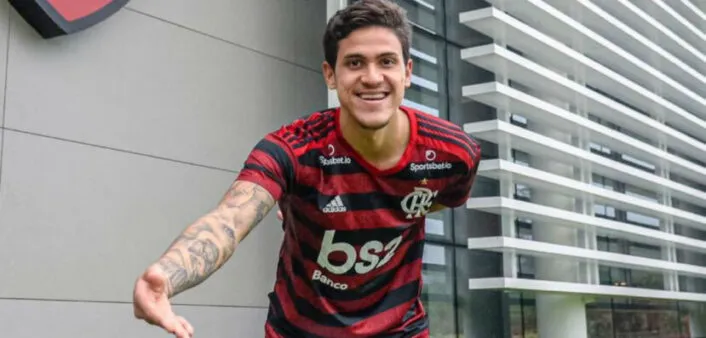 O jogador vem mostrando um alto desempenho no clube