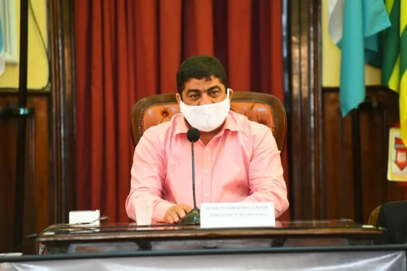 Candidato impulsionou conteúdo no período de pré-campanha, o que é proibido 