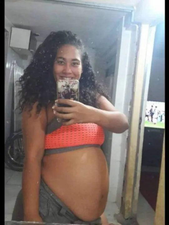 Mulher grávida de oito meses é encontrada morta na linha de trem, no Rio