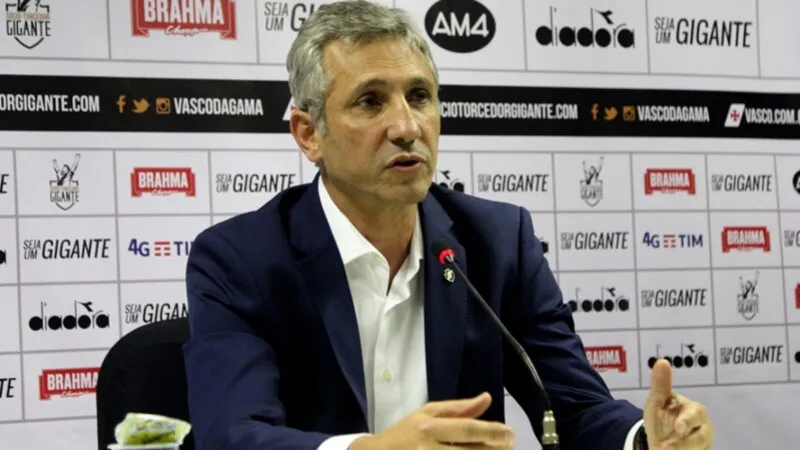 O presidente do Vasco se irritou com os erros que ele alega terem sido do VAR 