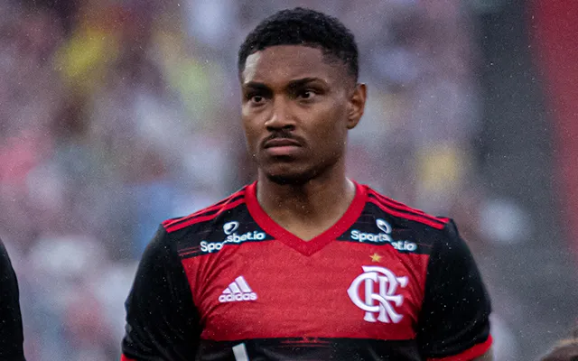 Vitinho é o sétimo jogador da Fla a contrair a Covid-19
