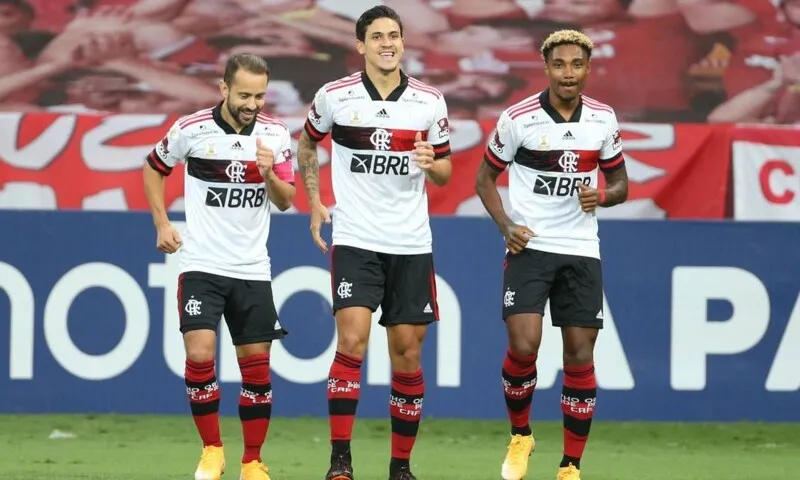 O Rubro-Negro volta a campo neste final de semana contra o São Paulo, no Maracanã