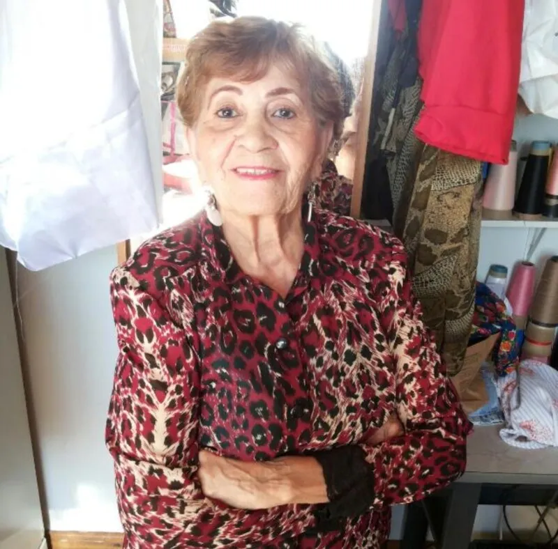 A costureira de 85 anos fez história da cidade de São Gonçalo