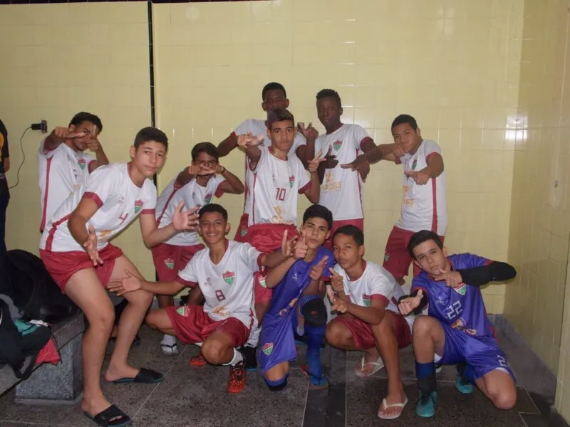 Imagem ilustrativa da imagem Mitos FC de São Gonçalo vence nas categorias sub-15 e 17 em torneio estadual de futsal