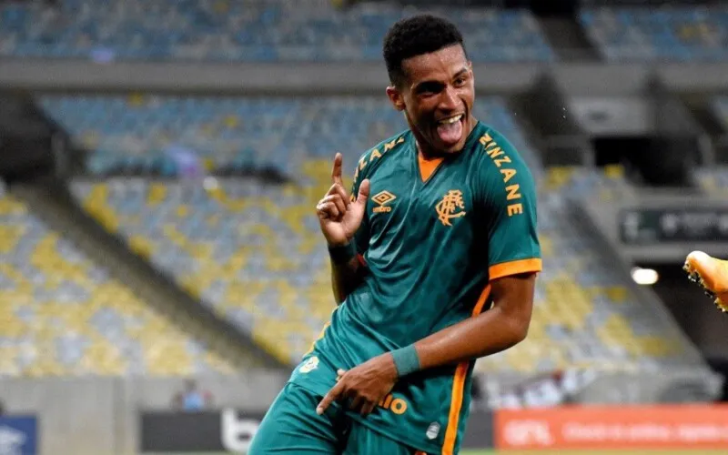 Marcos Paulo se destacou na última partida do Flu, marcando 2 gols na vitória do Tricolor por 3x1 sobre o Athletico-PR
