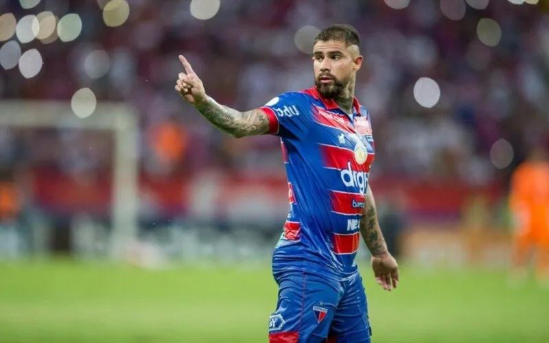 Atualmente, o jogador se recupera de uma lesão no púbis