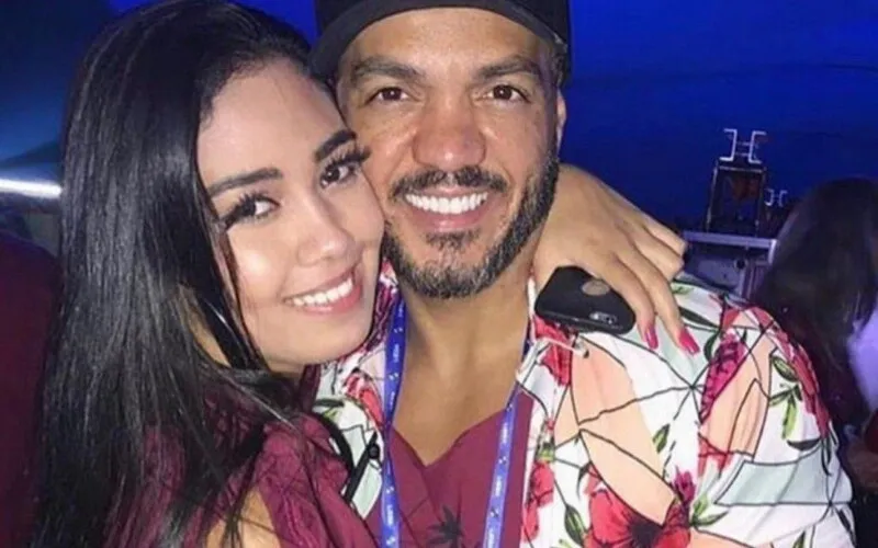 O cantor também conta que 'sempre pagou tudo para a filha, a vida inteira'