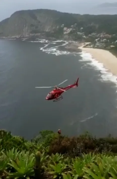 O caso aconteceu por volta das 14h. 