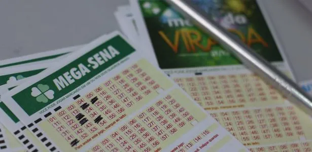O valor de uma aposta simples da Mega, com seis números, é de R$ 4,50