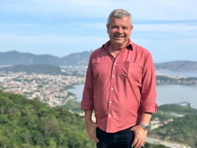 Imagem ilustrativa da imagem Em Niterói, Axel Grael, em águas tranquilas, consegue vitória no primeiro turno