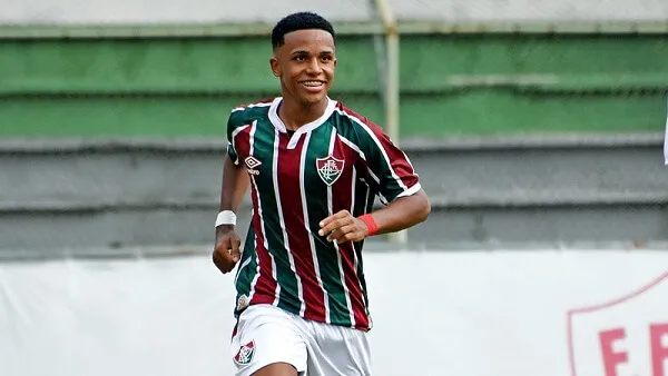 Kayky é destaque na base do Fluminense