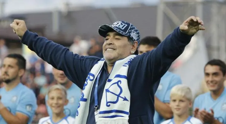 Maradona passou por uma cirurgia delicada no início do mês