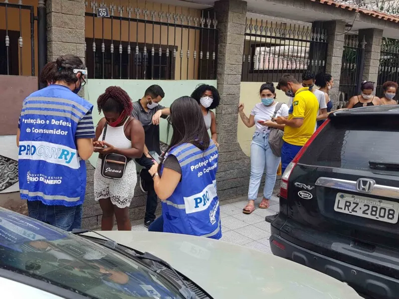 Foram seis agências vistoriadas e três delas foram autuadas