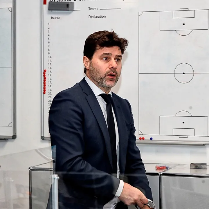 Pochettino confirmou que o zagueiro brasileiro Marquinhos vai continuar com a braçadeira de capitão