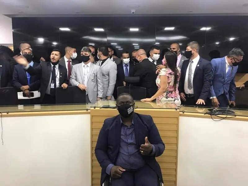 Evangelista Ubirajara trabalha pelo social