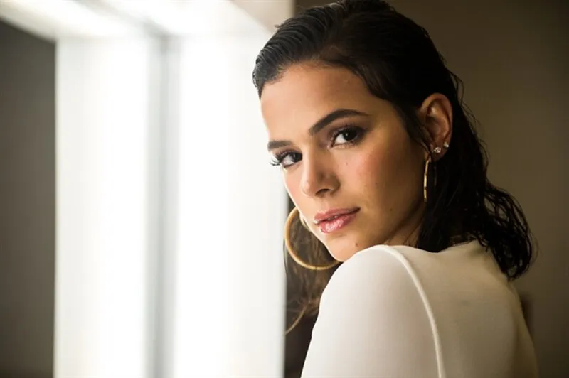 A atriz foi recentemente contratada pela Netflix