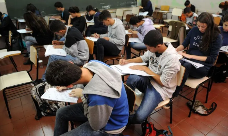 Além de covid-19, o edital prevê outras doenças 